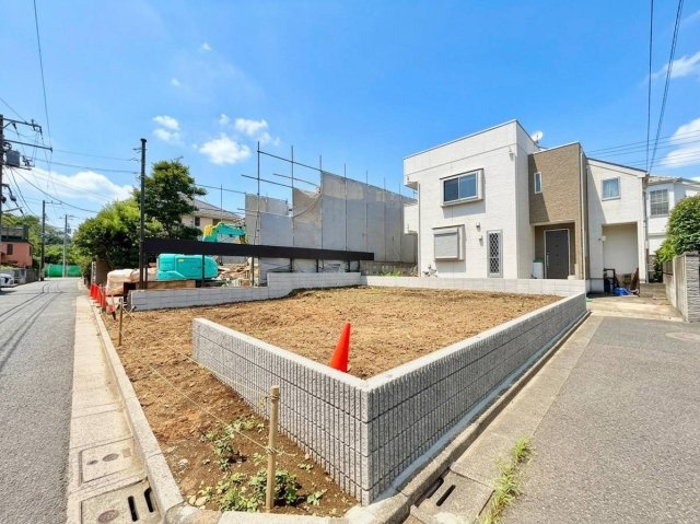世田谷区北烏山7丁目　建築条件無し売地の外観|2026.06.14撮影

現地ご見学希望・資料請求などお気軽にお問い合わせ下さい！
03-5990-5201
