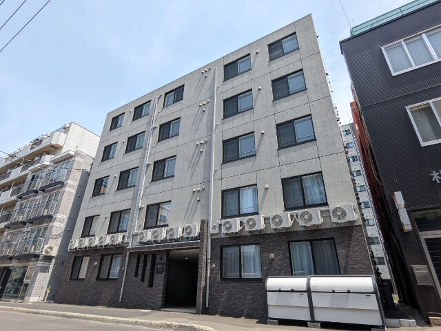 札幌市中央区南六条西１２丁目の賃貸マンション