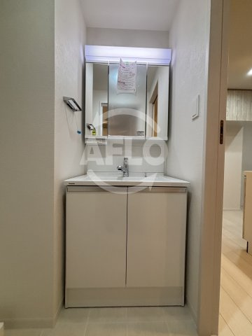 スプランディッド上本町WESTⅡ　生魂小学校区の洗面所|スプランディッド上本町WESTⅡ　独立洗面台