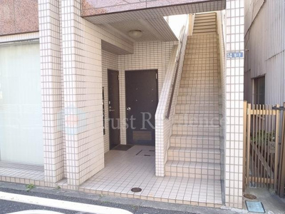【エントランス】 | ダイリンビル
