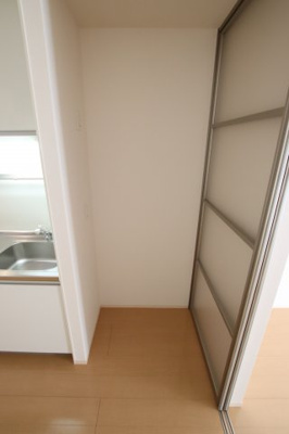 【その他】 | スカイコート | 冷蔵庫スペース
