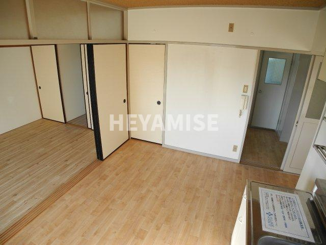 ビレッジハウス津水2号棟の居間・リビング|※同物件別部屋の写真でございます※現況を優先します※