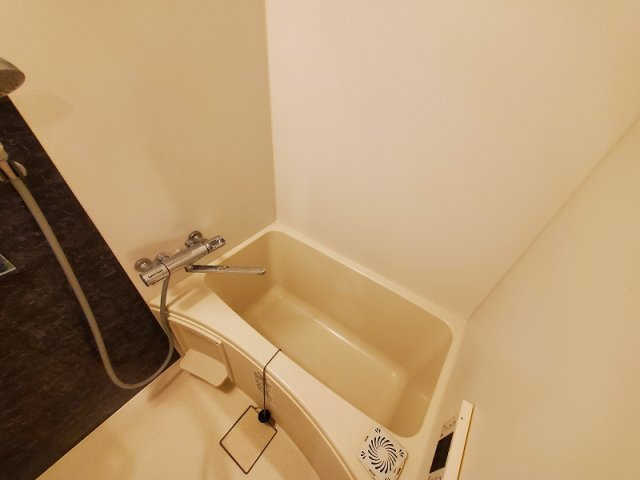 Kewel緑が丘の浴室