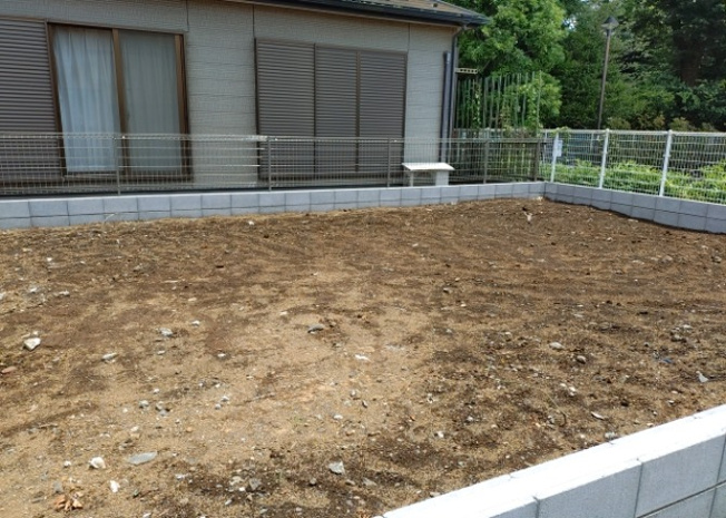 【構造・工法・仕様】 | 木造住宅とは土台、壁、柱など建築物の強度を支える構造体の材に木が使用されている構造を指します。構造体は建物の自重を支えるだけではなく風圧や水圧、積裁荷重などあらゆる衝撃に耐えるための基礎です。