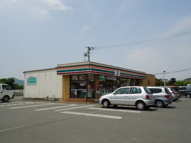 グランディールの周辺|セブンイレブン太田市市場町店まで331ｍ