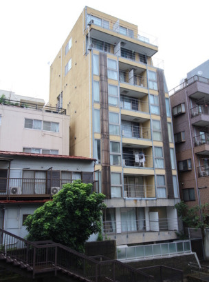 プレール・ドゥーク門前仲町の外観|外観は落ち着いています