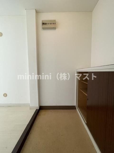 中川マンションの玄関