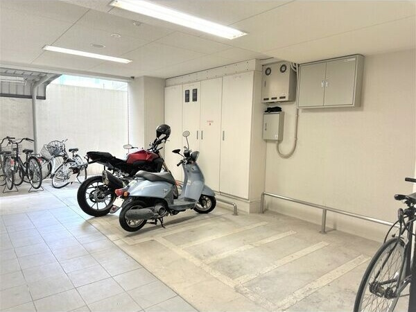 GRANDUKE代官町