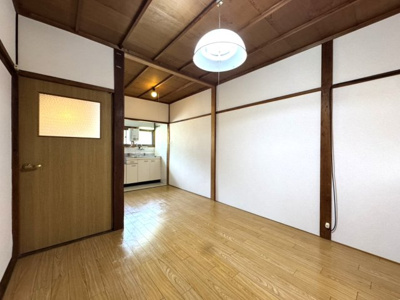 【居間・リビング】 | 上賀茂梅ヶ辻町貸家