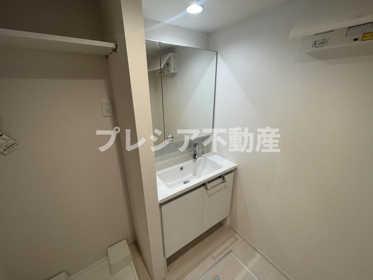 上甲子園廣和レジデンスの独立洗面台