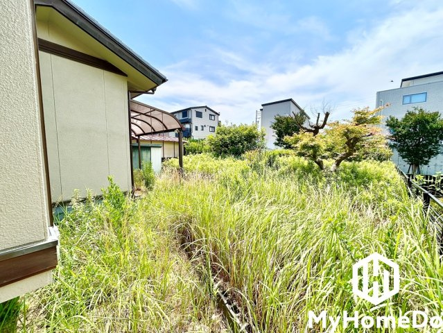 守山区笹ヶ根３丁目の庭