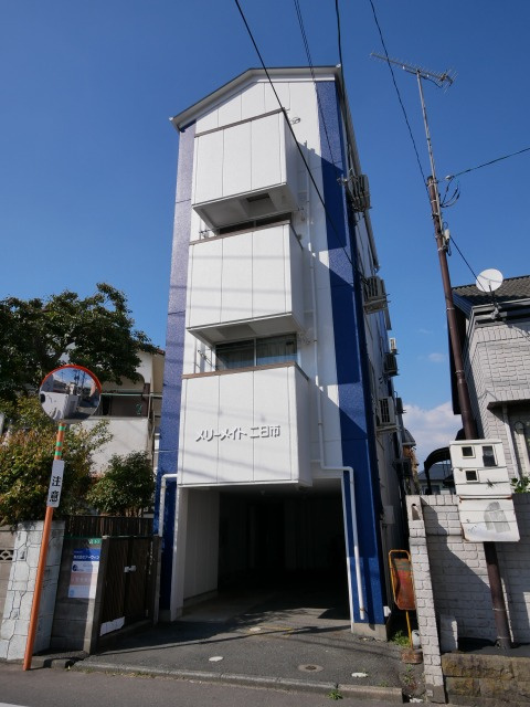 メリーメイト二日市のエントランス|別号数タイプ