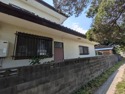 【外観】 | 高萩市大字安良川　店舗付き居宅それぞれ独立　4LDK