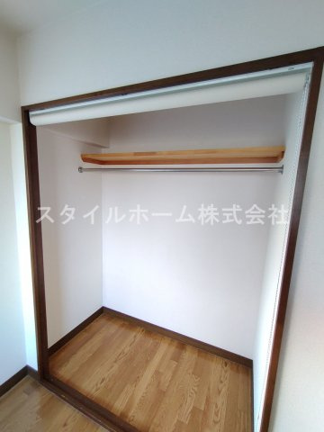 リヴァージュ北島の収納