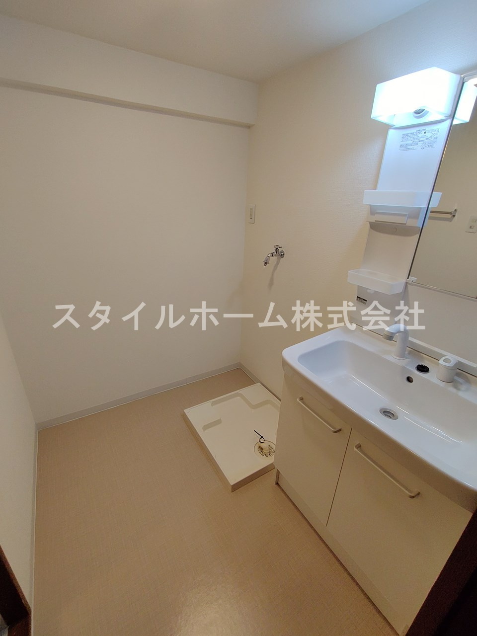 リヴァージュ北島の洗面所