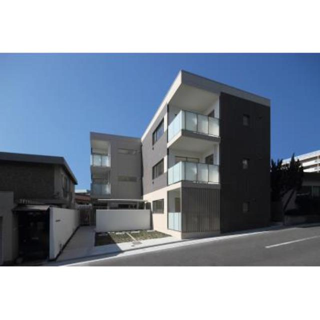 グランドゥール覚王山の外観