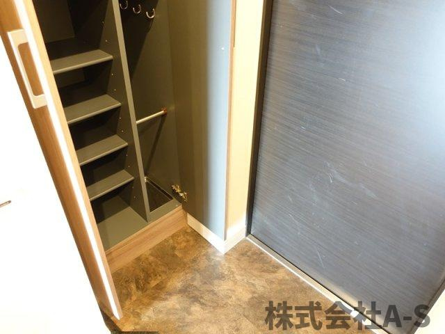 プレサンス栄ラグジュの収納|同間取り画像使用
実際のお部屋と色などが異なる場合がございます。