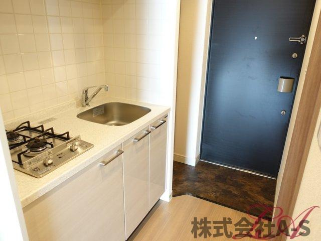 プレサンス栄ラグジュのキッチン|同間取り画像使用
実際のお部屋と色などが異なる場合がございます。