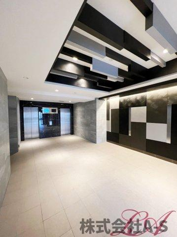 プレサンス今池駅前フェルディノのロビー|同間取り画像使用
実際のお部屋と色などが異なる場合がございます。