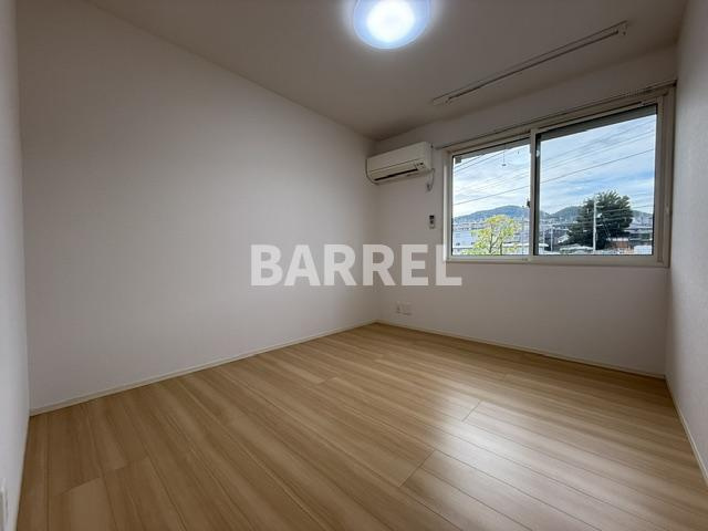 アイエヌ南花屋敷の子供部屋
