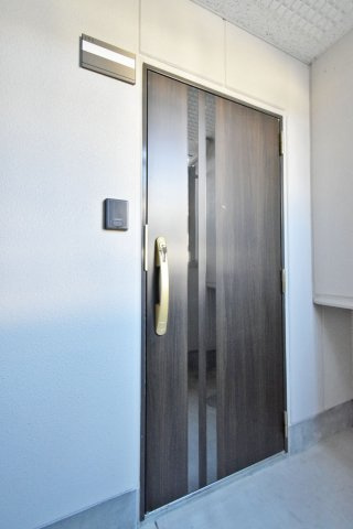 ラフォーレ東山（仲介手数料無料物件）の玄関|ゆったりとした玄関です