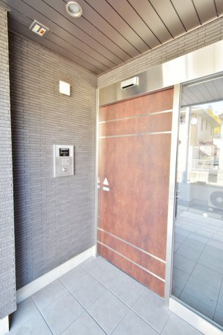 ラフォーレ東山（仲介手数料無料物件）のエントランス|毎日通るエントランスはこのようになっています
