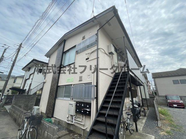 小金井市前原町４丁目のアパートの外観