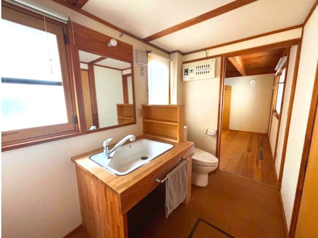 玉村町下新田　中古2580の独立洗面台