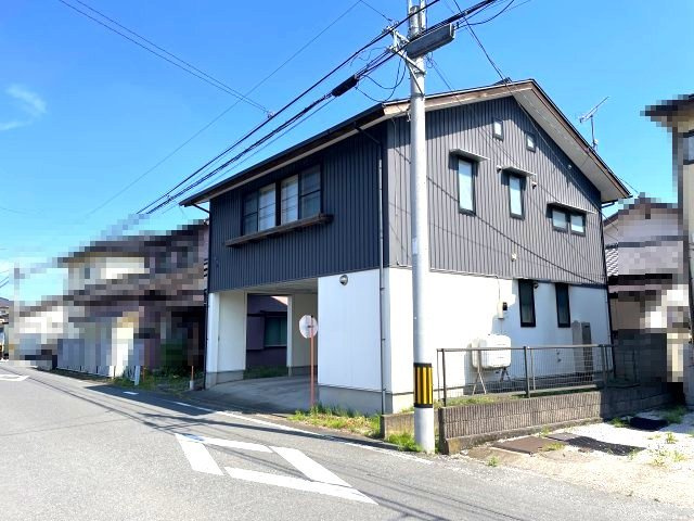 玉村町下新田　中古2580の前面道路含む現地写真