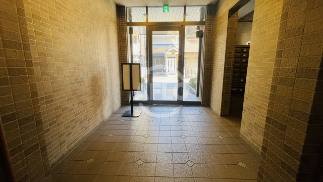 レジデンシア北田辺　北田辺小学校のロビー|レジデンシア北田辺　ロビー