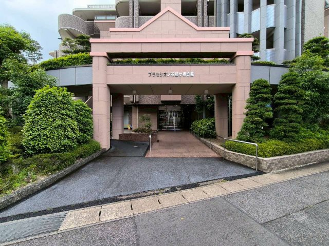 プラセシオン茶屋ヶ坂公園のエントランス|エントランス