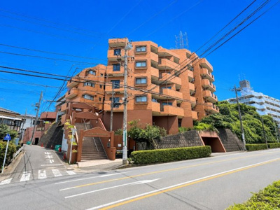 【外観】 | ライオンズマンション戸塚町第3 | ◆住宅ローンのご相談や周辺環境のご案内も含め、ローンに詳しい、地元に詳しいスタッフがお出迎えさせていただきます。お気軽にご相談ください。