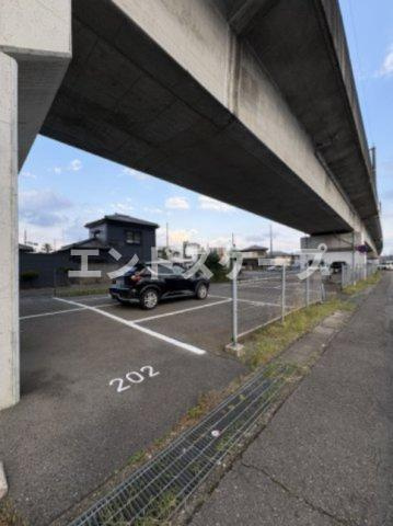 アシエヒルズの駐車場|高崎、前橋のお部屋探しはエンドスケープまで！お客様の理想お聞かせ下さい♪