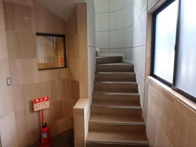  | 外山ビル