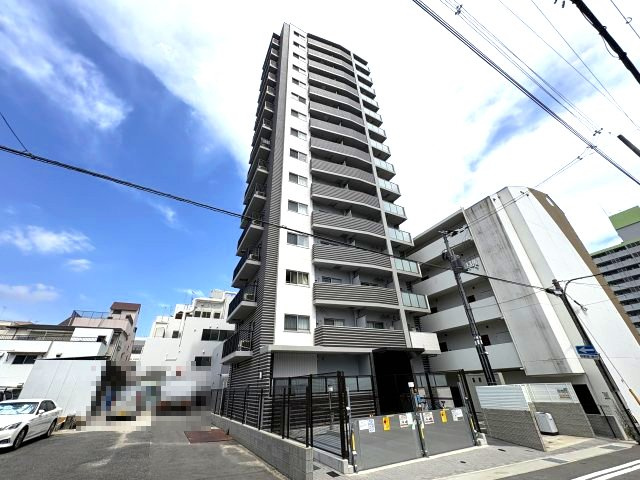 アプリーレ三宮イーストの外観