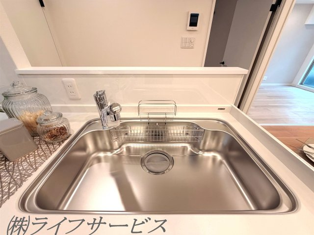 【キッチン】 | エバーグリーン淀川２号館 | キッチンシンク／浄水器付水栓搭載