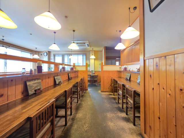 瑞浪市稲津町小里店舗・事務所のロビー