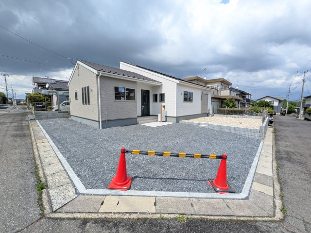 第2　石岡市茨城　新築戸建ての外観