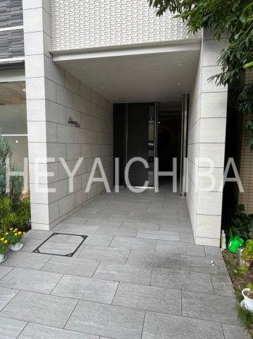 エルシノア住吉のエントランス