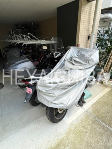 エルシノア住吉のその他共用部分|バイク置き場