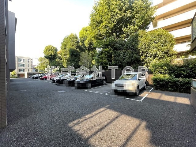 【駐車場】 | プレミアコンフォート高井戸