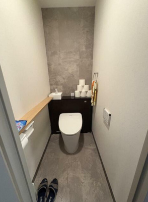 【トイレ】 | ステラタワー神立 | 落ち着いた色調のトイレです