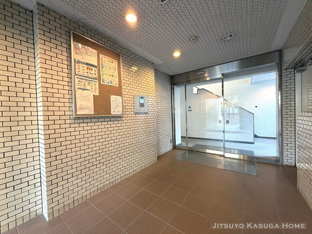 【エントランス】