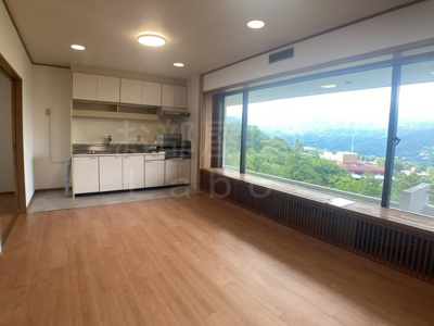 【居間・リビング】 | フジタ第６箱根山マンション