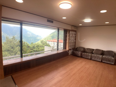 【居間・リビング】 | フジタ第６箱根山マンション