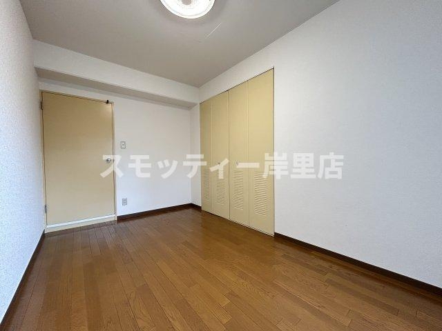 ウイングス21の洋室