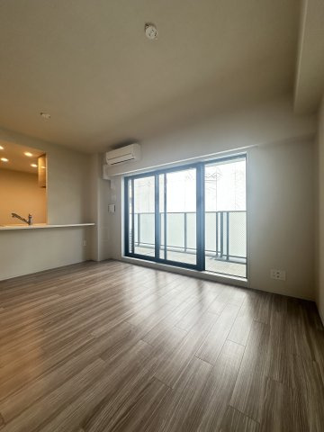 SK RESIDENCES SHINSAIBASHI (旧 SK RESIDENCE)の居間・リビング