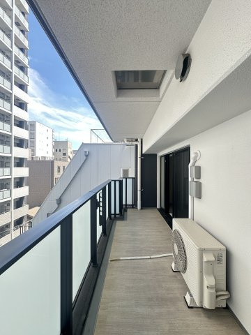 SK RESIDENCES SHINSAIBASHI (旧 SK RESIDENCE)のバルコニー