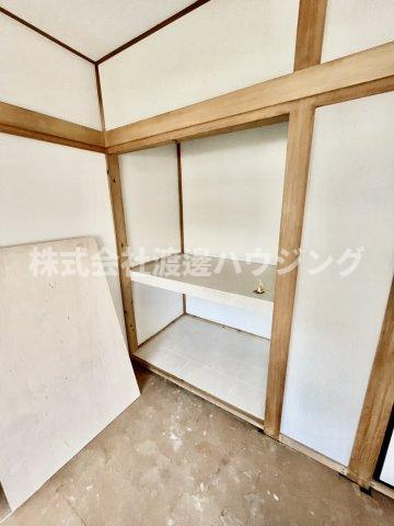 大桐5丁目貸家の収納