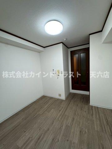 パライッソおくの居間・リビング|こちらの居間で趣味の時間をお楽しみください